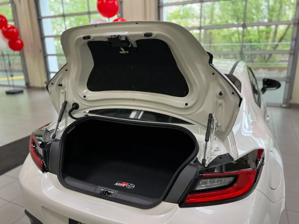 2022 Toyota GR86 Premium Manual in Halo White 19